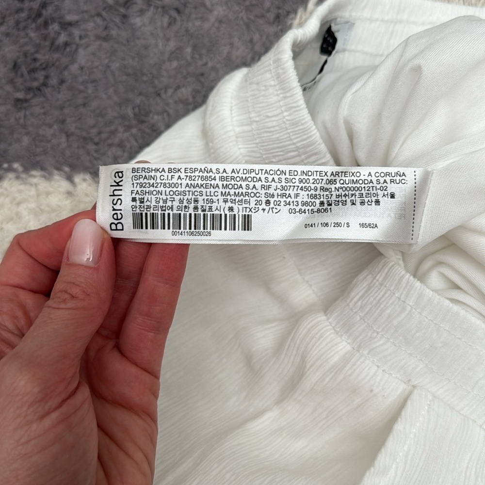 Bershka White Straight Leg gauze textured Pants size S - Picture 13 of 14